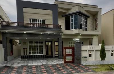 1 Kanal House For Sale