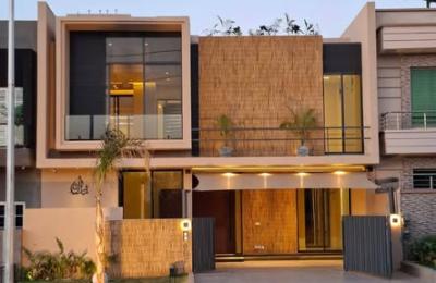 Luxury Designer House for Sale.B-17