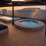 One Bedroom Apartment And Penthouse   & Furnished Daily. Weakly.  Monthly. Basis
