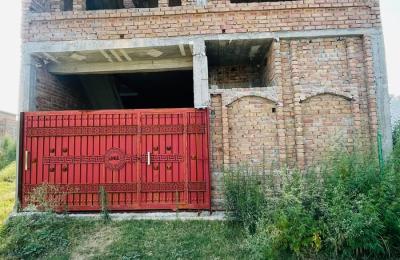 1.5 story Structure house for sale.