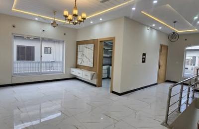 Beautiful New House   In G10/1.Size 35*70
