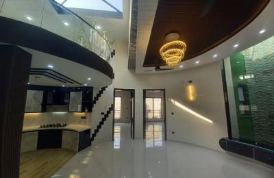 10 MARLA NEW READY TO MOVE IN USED HOUS FOR SALE