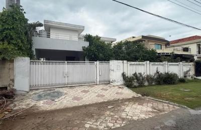 1 Kanal Double Unit House for Sale – DHA Phase 3, Sector Z, Lahore
