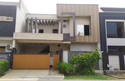 7 Marla Semi Furnished House For Sale