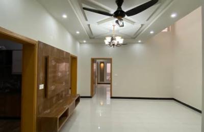 brand new 10 marla house available for sale