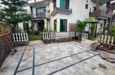 1 KANAL HOUSE – GROUND FLOOR PORTION FOR RENT
