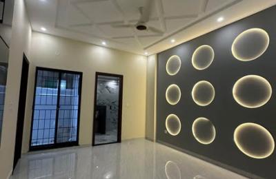 10 Marla Ultra Modern Designer House for Sale  📍 Wapda Town,