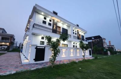 Ultra modern Designer 5 Marla pair  Double Storey House For Sale In Heart of Faisal Town F 18 Islamabad