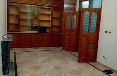 Upper portion For Rent