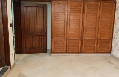 Upper Portion For Rent