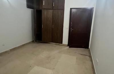 E-11/2  Ground floor 6 Marla