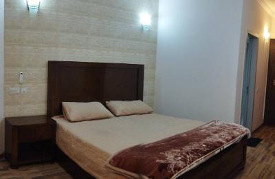 Fully FURNISHED Double Storey Villa for RENT.
