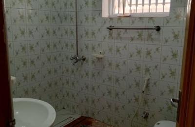 Upper Portion For Rent G-10 Islamabad   • Size 60x90=