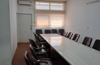 Newly Renovated House For Rent   For Commercial