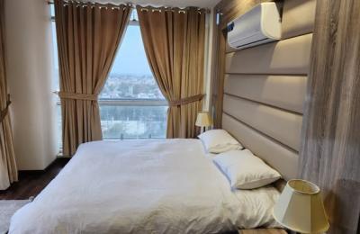 Luxury 2 Bedroom Apartment Available For Rent