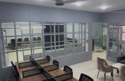 FOR RENT  2700 sqft   Call Centre Floor