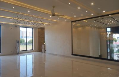 2 KANAL 13 MARLA HOUSE FOR SALE گھر برائے فروخت