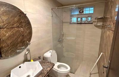 LUXURY 4-BEDROOM BASEMENT AVAILABLE FOR SHORT STAYS 🌟