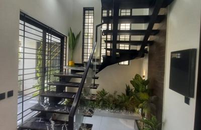 10 MARLA NEW READY TO MOVE IN USED HOUS FOR SALE