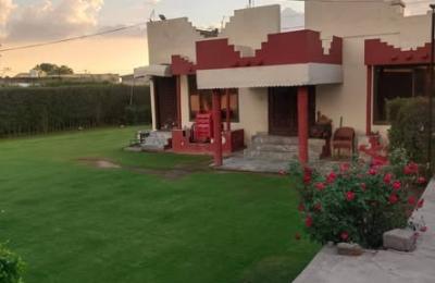 Farmhouse Available for RENT